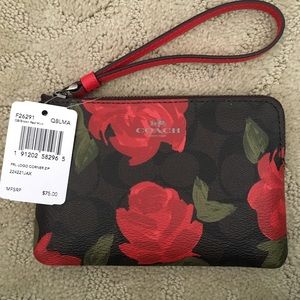 💥HOT SALE💥COACH Wristlet NEW with TAG